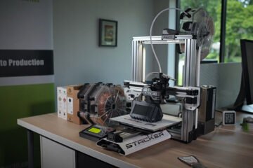 Stacker F1 3D Printer – industrial grade workhorse on Kickstarter